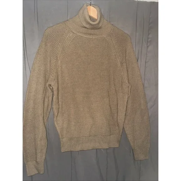 Uniqlo Sweaters Uniqlo Women Medium Wool Turtleneck Sweater